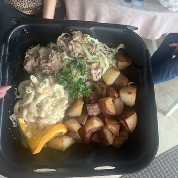 Scramblers Cafe - Kalua Pork Plate with Mac Salad and Potatoes - Breakfast & Brunch Near Me - Norco, California Scramblers Cafe - Kalua Pork Plate with Mac Salad and Potatoes - Breakfast & Brunch Near Me - Norco, California
