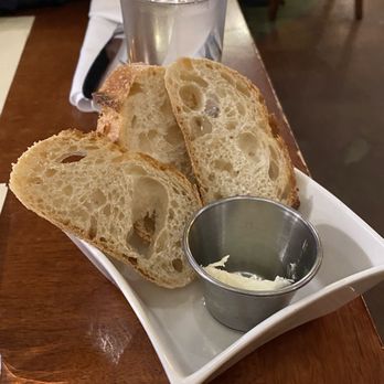 Brezo Restaurant - Baguette Slices and Butter - Breakfast & Brunch Near Me - Albany, California
