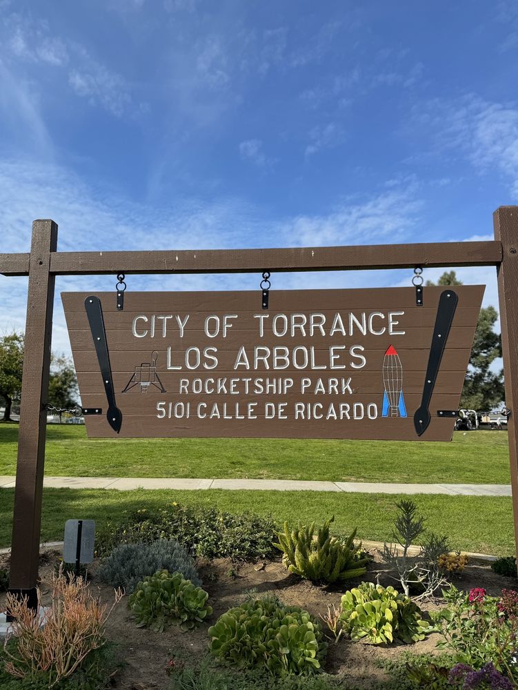 LOS ARBOLES/ROCKETSHIP PARK Updated November 2024 349 Photos & 131