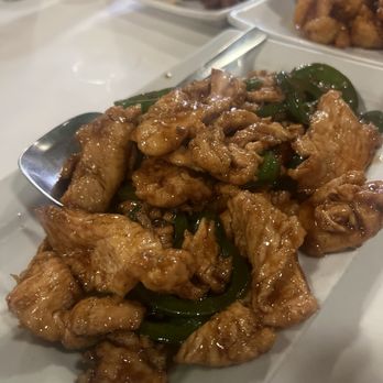 New Moon Restaurants - Chicken with Roasted Jalapeno Chiles - Chinese Near Me - Montrose, California