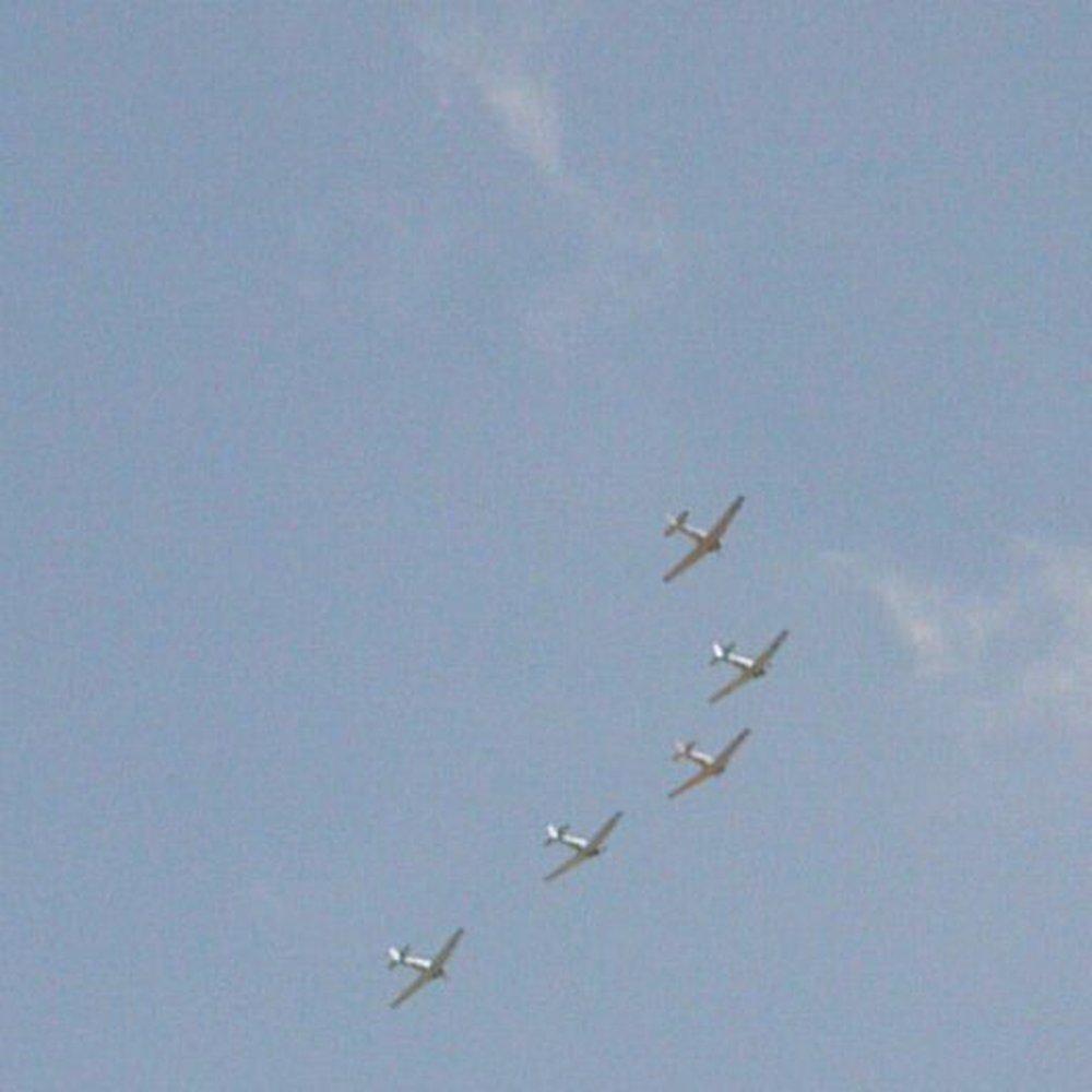 Planes flying over :-) Planes flying over :-)