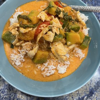 Naree Thai Restaurant - Coconut curry - Thai Near Me - Long Beach, California