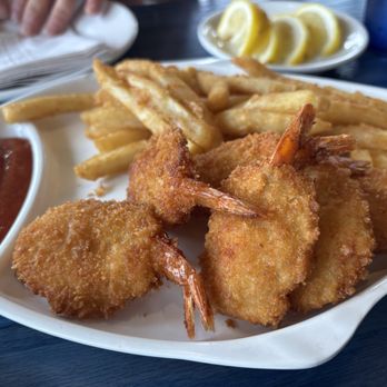 Chart Room Restaurant - Super crispy shrimp and mo fries! - Seafood Near Me - Crescent City, California Chart Room Restaurant - Super crispy shrimp and mo fries! - Seafood Near Me - Crescent City, California