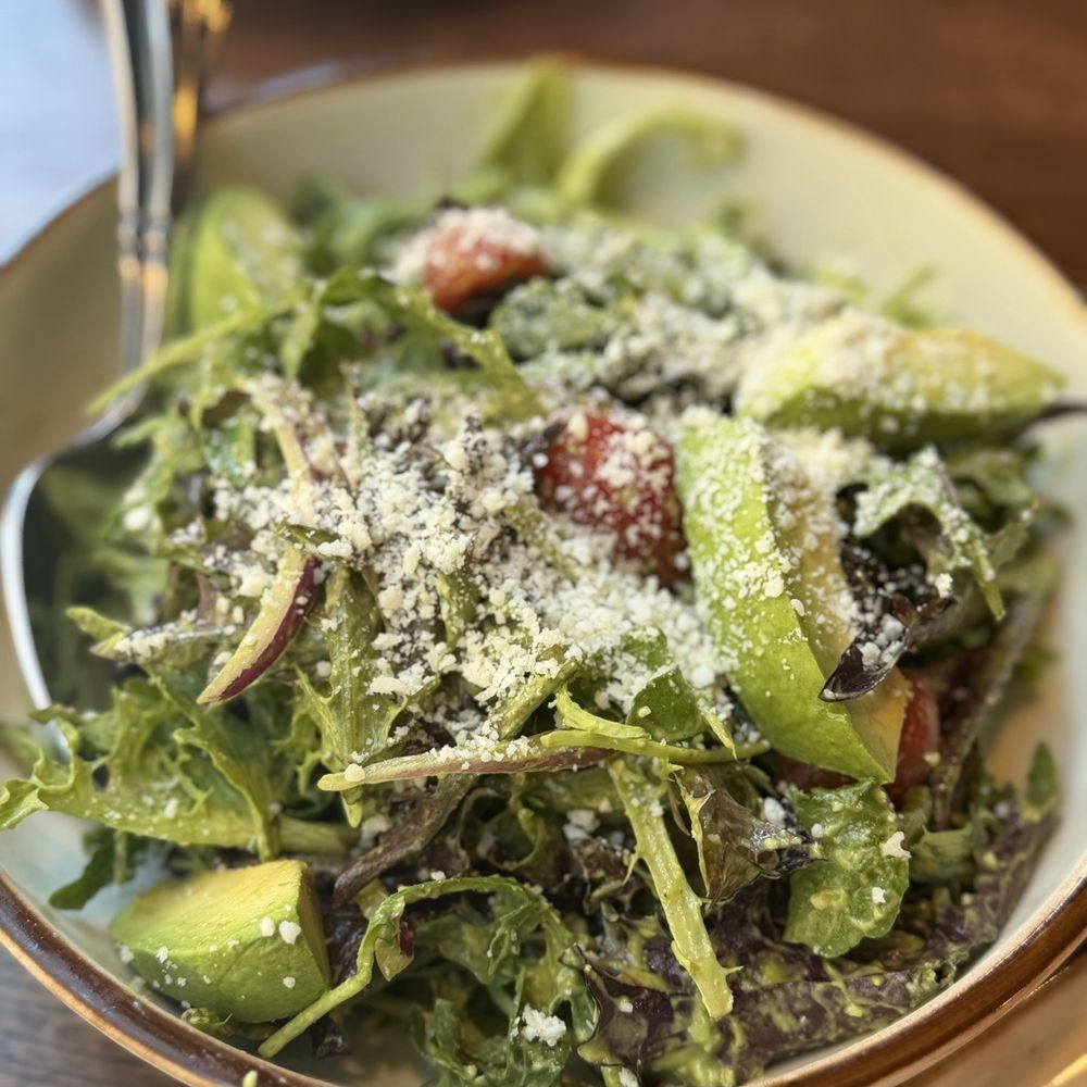 La Cachette du Coin - Green Goddess with avocado cucumbers and tomatoes - French Near Me - Brooklyn, New York La Cachette du Coin - Green Goddess with avocado cucumbers and tomatoes - French Near Me - Brooklyn, New York