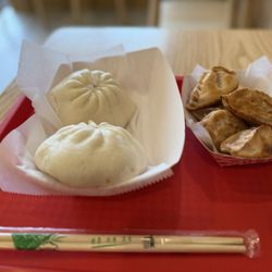 Bao Mama - Bao buns and fried dumplings