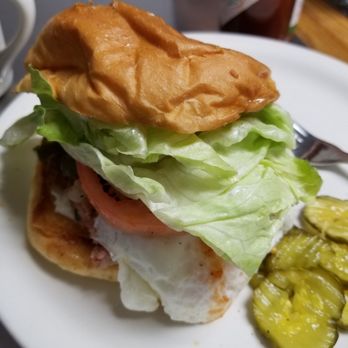 Liliha Bakery - The completed corned beef hash masterpiece - Bakeries Near Me - Honolulu, Hawaii