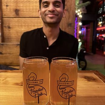 Paradise Park - Pizza Near Me - Chicago, Illinois