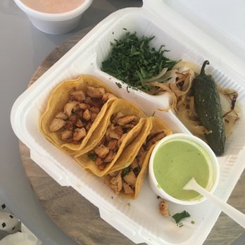 Taqueria Chalupas - Can't get enough of the chicken street tacos!! - Mexican Near Me - Webster, Texas