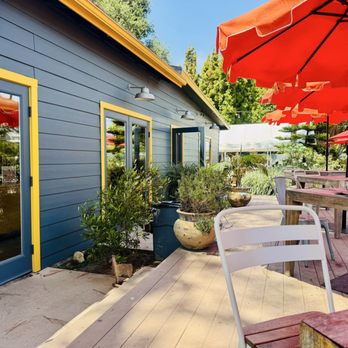 Lucky Llama Coffee - Acai Bowls Near Me - Carpinteria, California Lucky Llama Coffee - Acai Bowls Near Me - Carpinteria, California