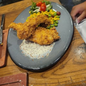 Paddlefish - Fried catfish - Seafood Near Me - Orlando, Florida Paddlefish - Fried catfish - Seafood Near Me - Orlando, Florida