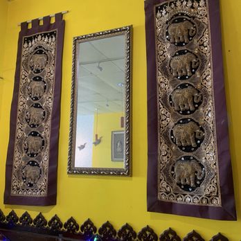Salathai Thai Cuisine - Decor - Thai Near Me - San Gabriel, California