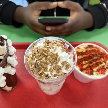 La Michoacana Plus - Fresas Con Crema - Desserts Near Me - Redding, California