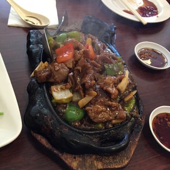 Shanghai Dumpling King - Sizzling beef dish - Shanghainese Near Me - San Francisco, California