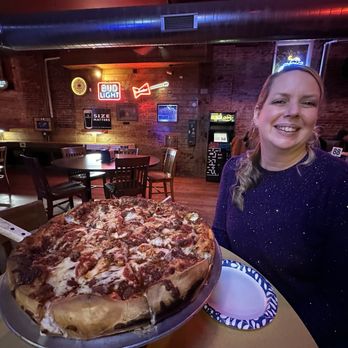 Blackthorn Pub and Pizza - Great Chicago Style Pizza - Pubs Near Me - St. Louis, Missouri Blackthorn Pub and Pizza - Great Chicago Style Pizza - Pubs Near Me - St. Louis, Missouri