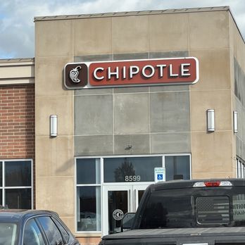 Chipotle Mexican Grill - This location is horrible - Mexican Near Me - Brighton, Michigan