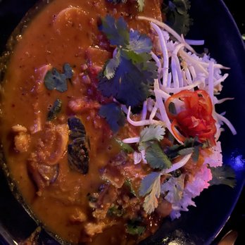Con Alma - Lentil & peanut curry - Cocktail Bars Near Me - Pittsburgh, Pennsylvania Con Alma - Lentil & peanut curry - Cocktail Bars Near Me - Pittsburgh, Pennsylvania