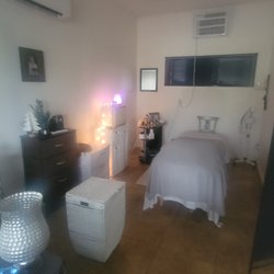 Spa & Beauty Services By Leah