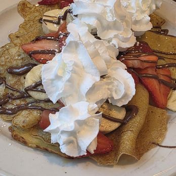 Los Altos Breakfast Lunch - Nutella strawberry crepes - New American Near Me - Sparks, Nevada