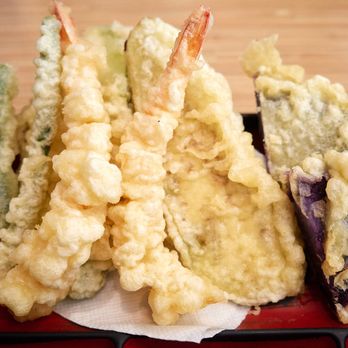 Utage Restaurant & Lounge - Mixed tempura (green bean, zucchini, shrimp, kabocha, sweet potato) - Japanese Near Me - Honolulu, Hawaii Utage Restaurant & Lounge - Mixed tempura (green bean, zucchini, shrimp, kabocha, sweet potato) - Japanese Near Me - Honolulu, Hawaii