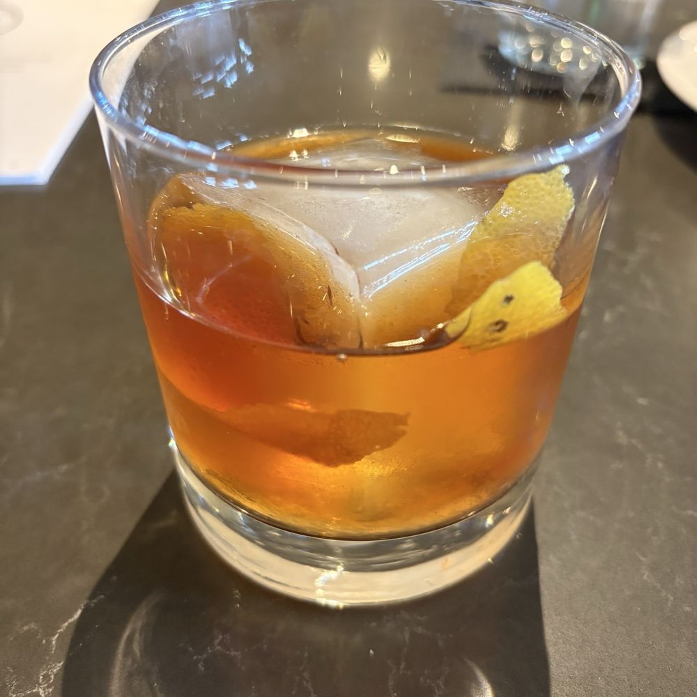 Manhattan Beach Post - Old Fashioned - New American Near Me - Manhattan Beach, California Manhattan Beach Post - Old Fashioned - New American Near Me - Manhattan Beach, California