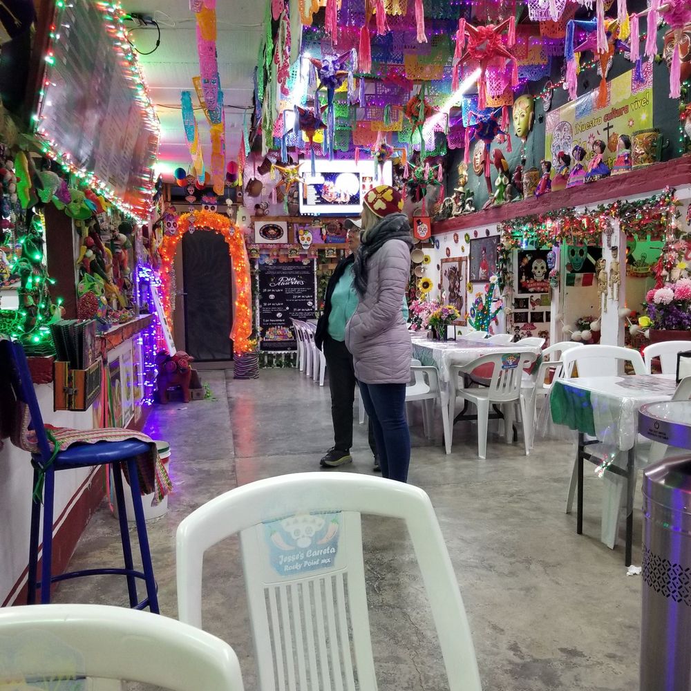 Decor is over the top! Decor is over the top!