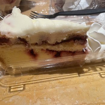 The Cheesecake Factory - Triple berry - PASS - New American Near Me - Tampa, Florida