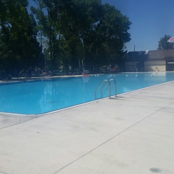 Deer Park Pool - Deer Park Pool is a nicely sized, zero depth entry pool. - Swimming Pools Near Me - Sparks, Nevada