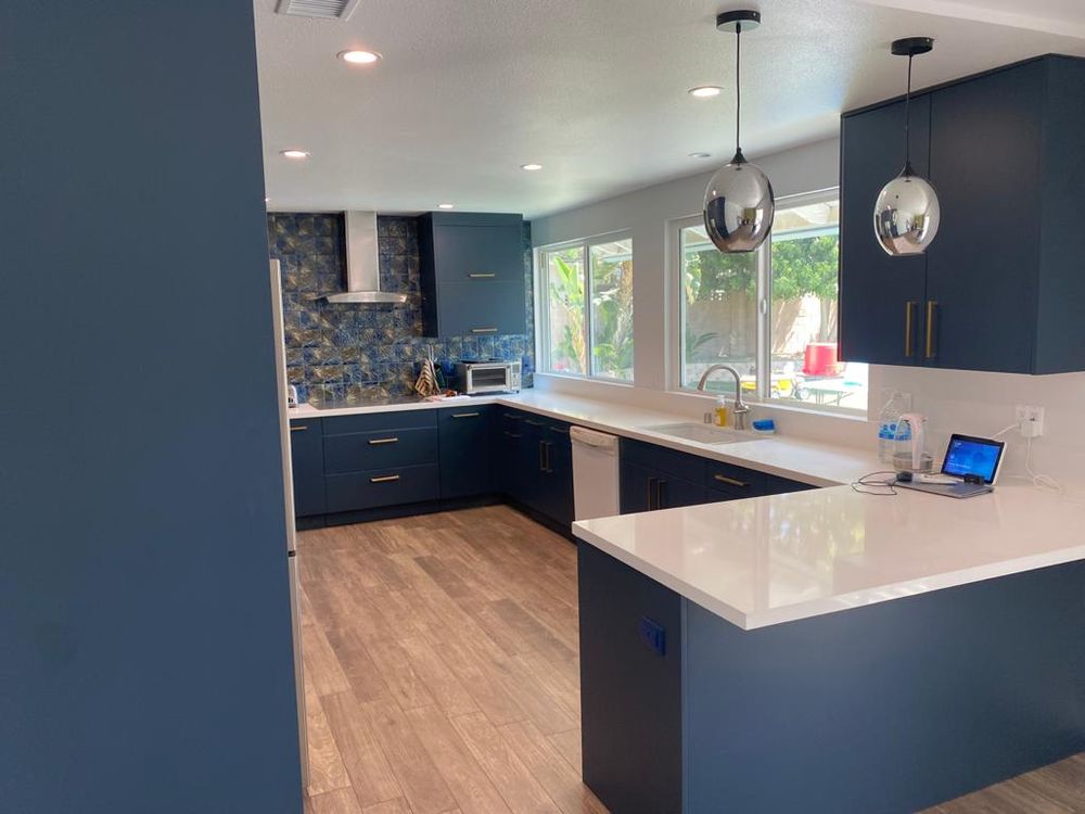 Slide of LG Builders