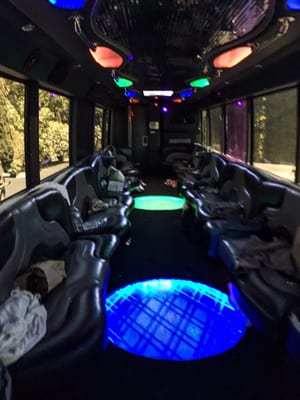 Napa Valley Wine Country Tours by null