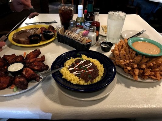 RAES COASTAL CAFE by null