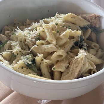 The Roof - Blackened chicken pasta - Lounges Near Me - Sugar Land, Texas
