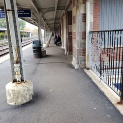 Metra Metropolitan Rail