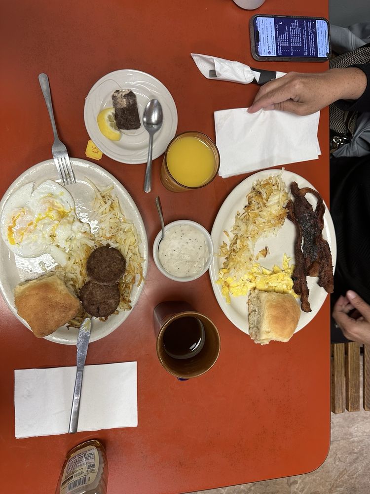 Main Street Cafe Eureka Springs — Mexican restaurant in Eureka Springs