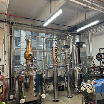 FORT HAMILTON DISTILLERY - Updated February 2026 - 79 Photos & 27