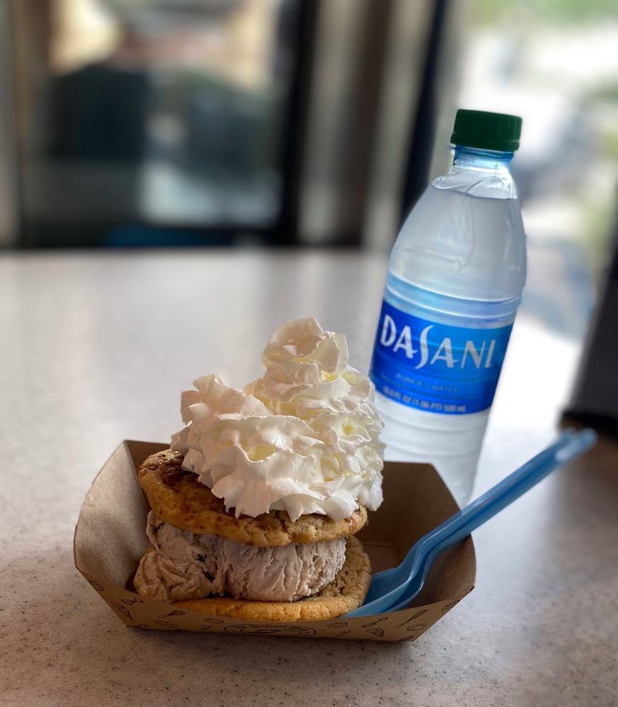 THE BAKED BEAR 125 Photos & 86 Reviews 15900 La Cantera Pkwy, San