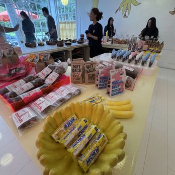 Gone Bananas Bread - Snacks - Bakeries Near Me - Los Angeles, California Gone Bananas Bread - Snacks - Bakeries Near Me - Los Angeles, California