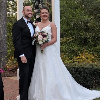 Brides & Bouquets - Florists Near Me - Cary, North Carolina Brides & Bouquets - Florists Near Me - Cary, North Carolina