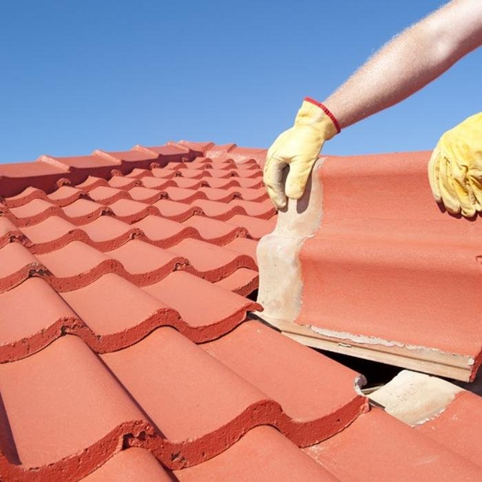 Slide of Edgar Romero Roofing