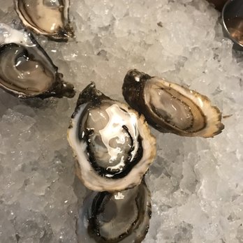 Taylor Shellfish Oyster Bar - Seafood Near Me - Seattle, Washington