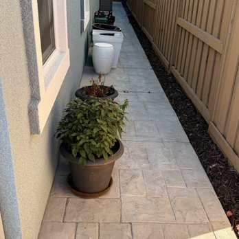 Contreras Cement - Left side concrete walway - Masonry/Concrete Near Me