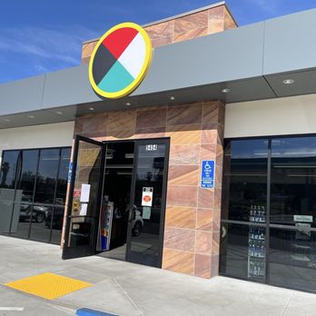 Viejas Pit Stop - Gas Stations Near Me - Alpine, California