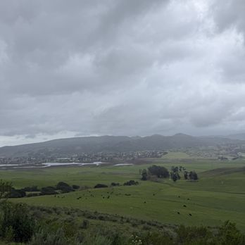 Cerro San Luis Trail - Hiking Near Me - San Luis Obispo, California
