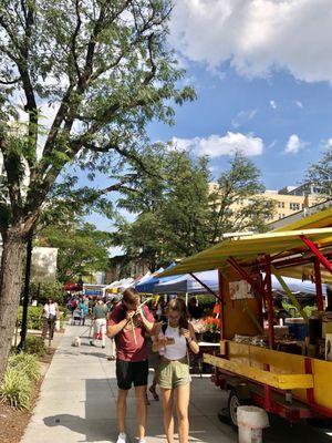 FRESHFARM Foggy Bottom Market by null