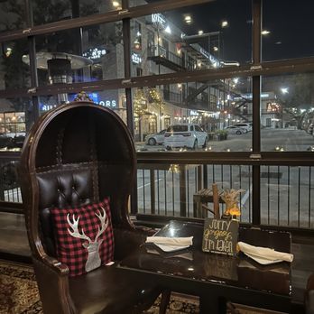 Bosscat Kitchen & Libations - New American Near Me - Houston, Texas