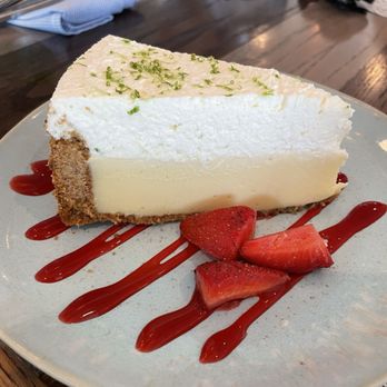 Four Marlins Oceanfront Dining - Key Lime Pie - Seafood Near Me - Key West, Florida