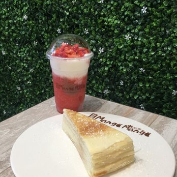 Mango Mango Dessert - Durian crepe cake and Snow White strawberry - Desserts Near Me - New York, New York
