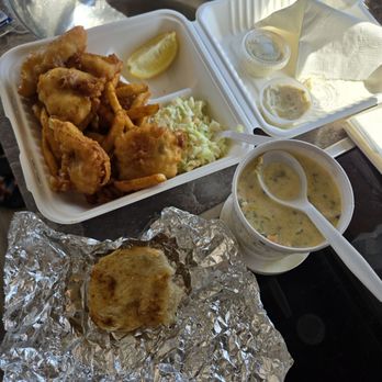 Ship Out - 4 piece fish & chips and seafood chowder - Food Trucks Near Me - Astoria, Oregon