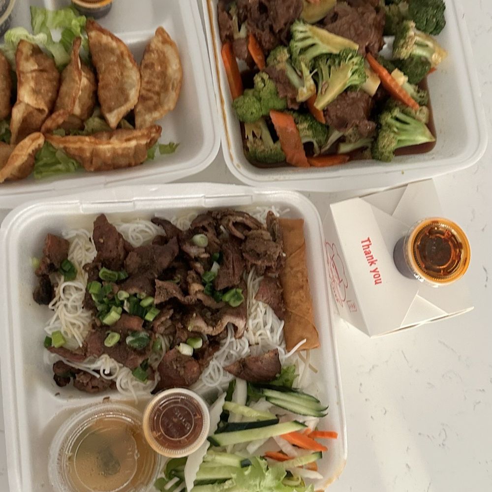 Beef and broccoli Pork vermicelli with an egg roll And fried dumplings Beef and broccoli Pork vermicelli with an egg roll And fried dumplings