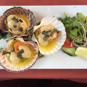 Piccolo Mondo - Scallops in butter! AMAZING! - Italian Near Me - Carlton, VIC