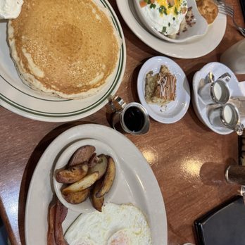 The Buttermilk Cafe - Comfort Food Near Me - New Braunfels, Texas The Buttermilk Cafe - Comfort Food Near Me - New Braunfels, Texas